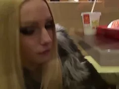 Una puttana matura vecchie porche xxx viene scopata duramente