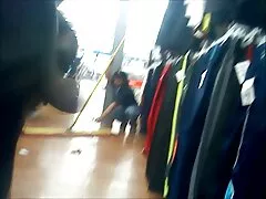 La milf di Lezdom Lezley Zen video troie anziane e la sua massaggiatrice sexy
