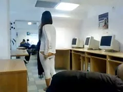 La matrigna con tette enormi Lolly Dames non vede l'ora di ingoiare un grosso cazzo duro vecchie porche nude