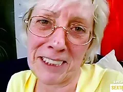 Sam ha messo dell'olio su tutto il corpo sexy della MILF Gia prima di sbattere la sua vecchie mature porche fica rasata